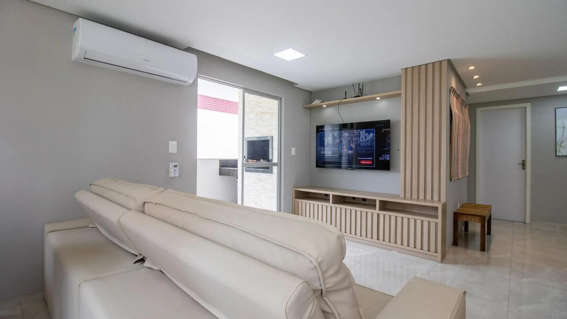 Brc71 - Quadra Mar, Lindo Espaco, Churrasq, Sacada Balneario Camboriu Apartment